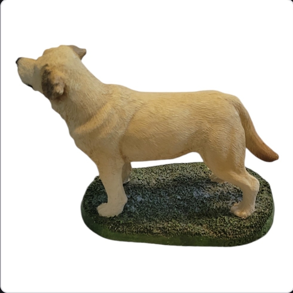 Living Stone Inc. Yellow Labrador Figurine - Picture 6 of 9